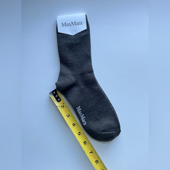 MaxMara Wool Gray Socks - Picture 3 of 6